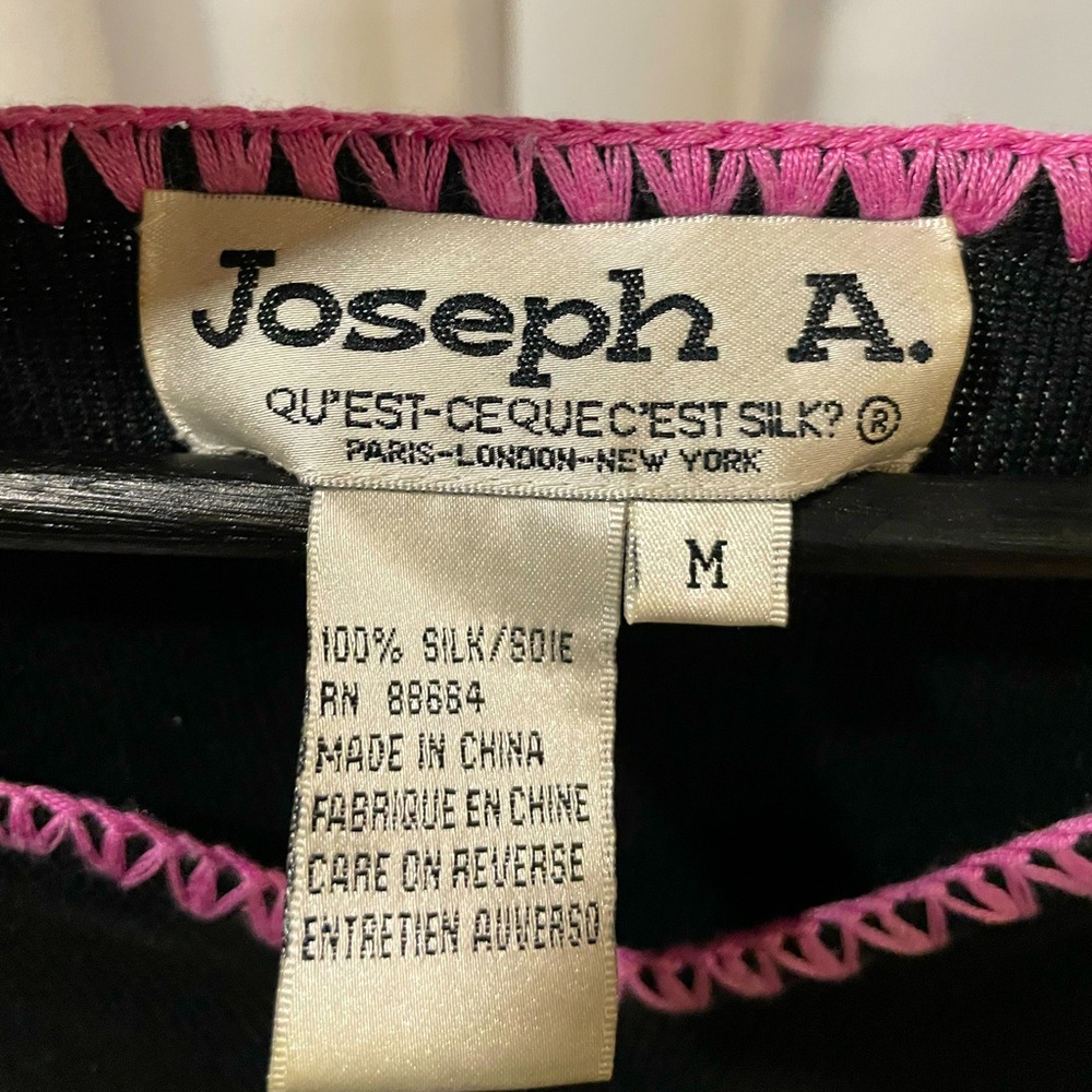 Vintage Joseph A Banks 100% silk 3/4 length sleeve sweater with pink stitching - Picture 3 of 3